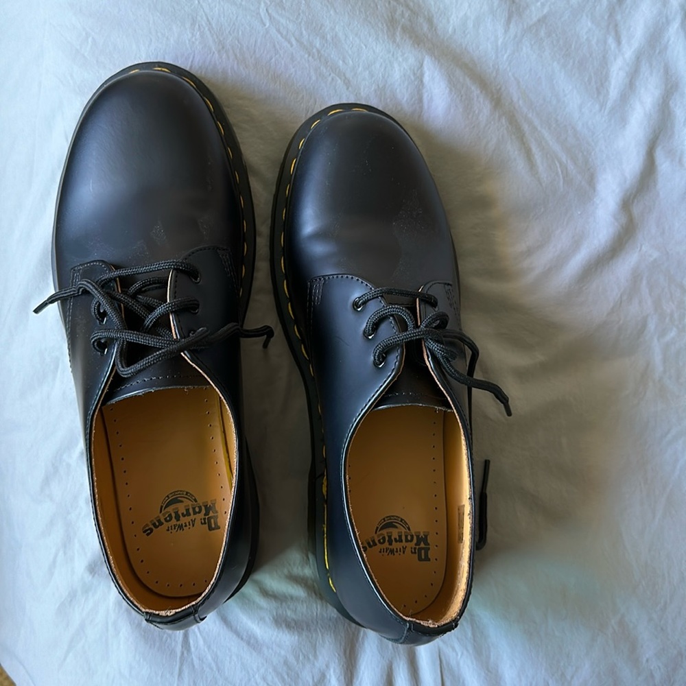 Dr. Martens never been worn brand new size 10 1461 Smooth Leather Oxford Shoes